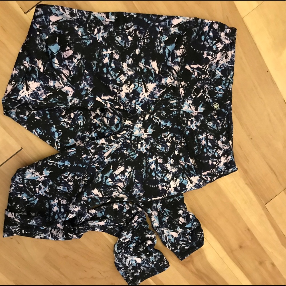 Gaiam XS Activewear colorful Leggings